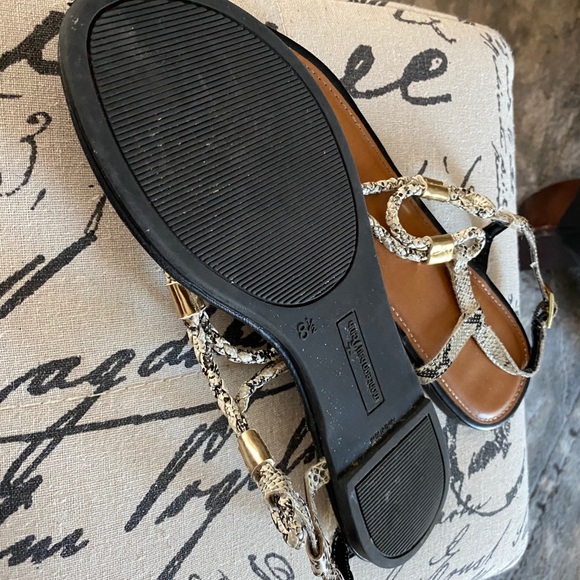 Women’s sandals - Picture 2 of 2